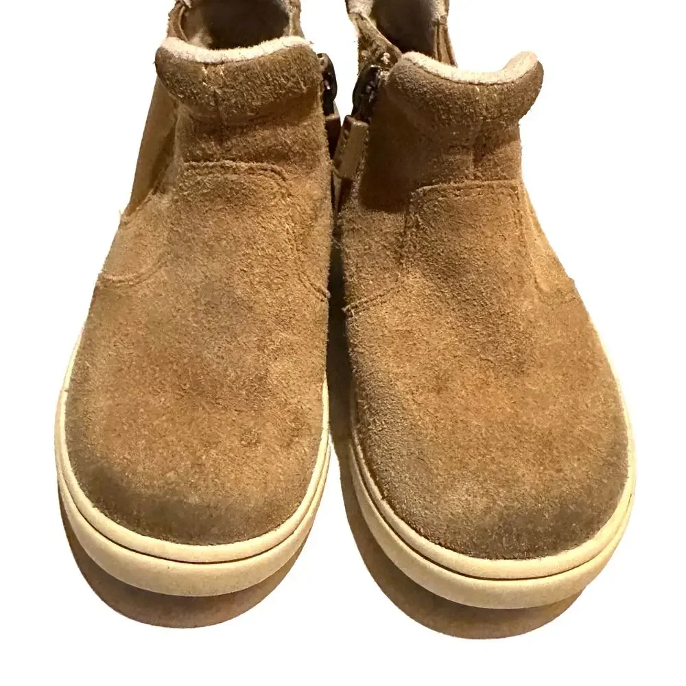 UGG Hamden Toddler Size 8 Tan Chestnut Suede Side Zip Ankle Booties Shoes